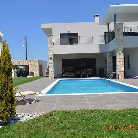 Villa Angela Dhrousha Ngoại thất bức ảnh