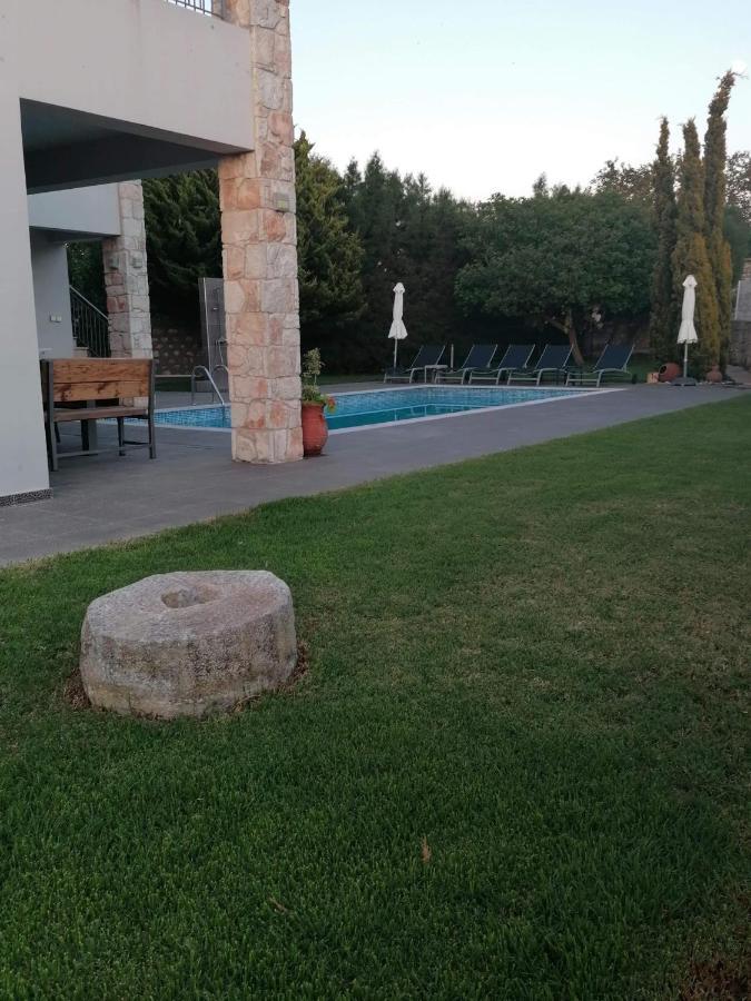 Villa Angela Dhrousha Ngoại thất bức ảnh