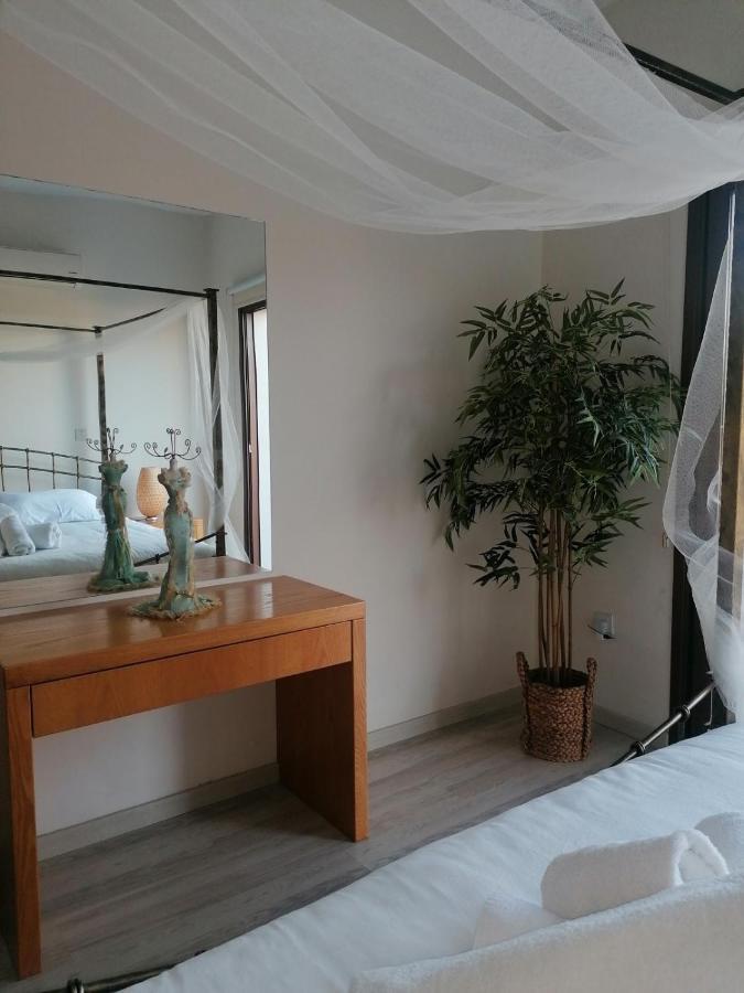 Villa Angela Dhrousha Ngoại thất bức ảnh